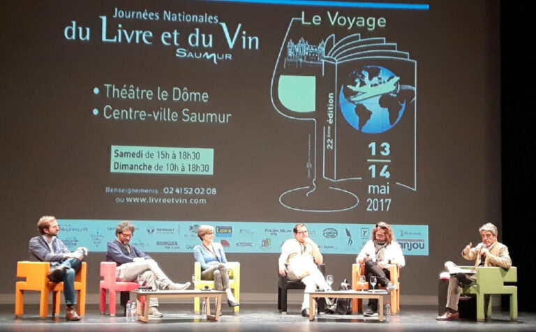 Jornadas nacionales del libro y del vino de Saumur